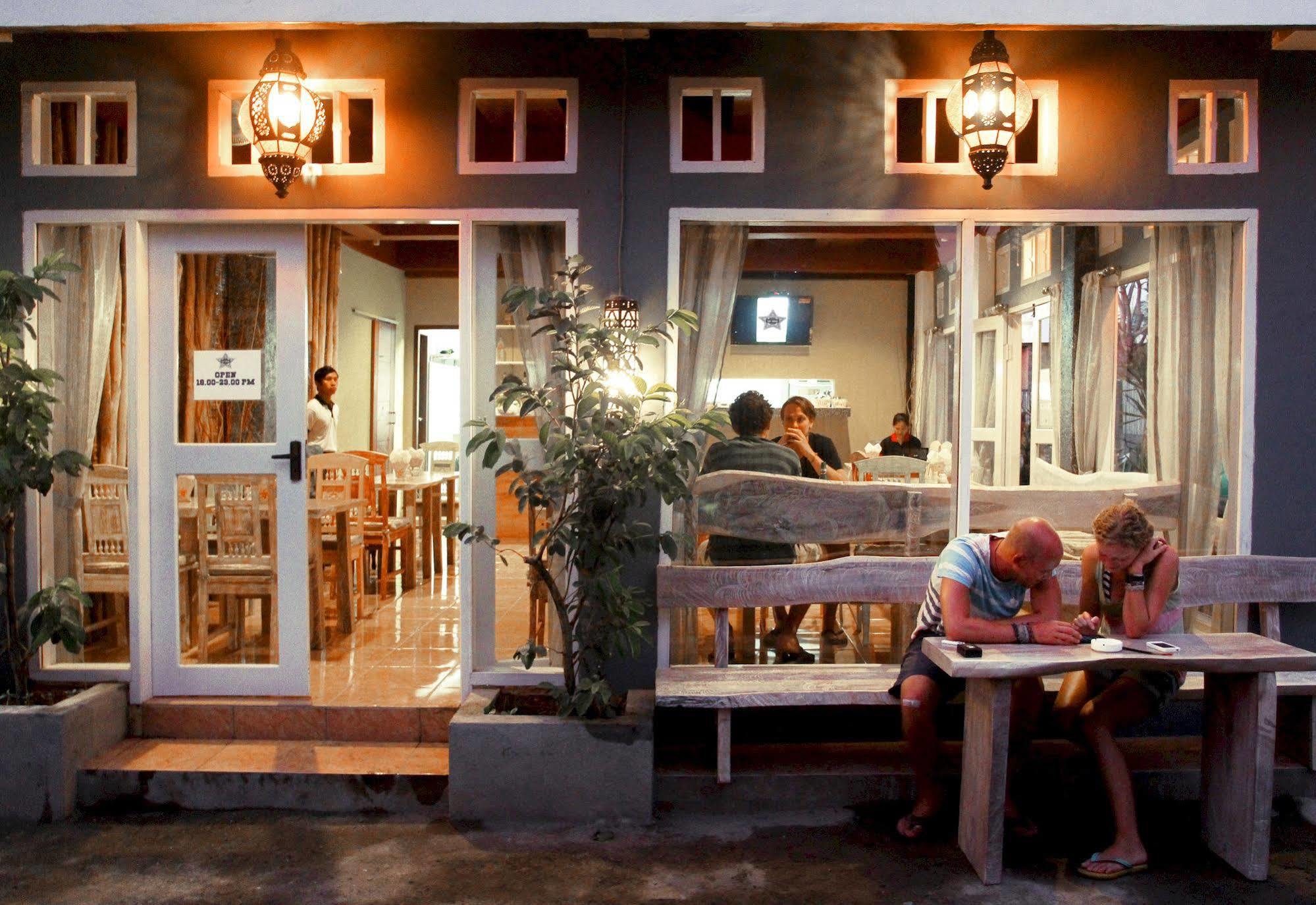 Апартаменти Taco Corner Гілі-Траванган Екстер'єр фото