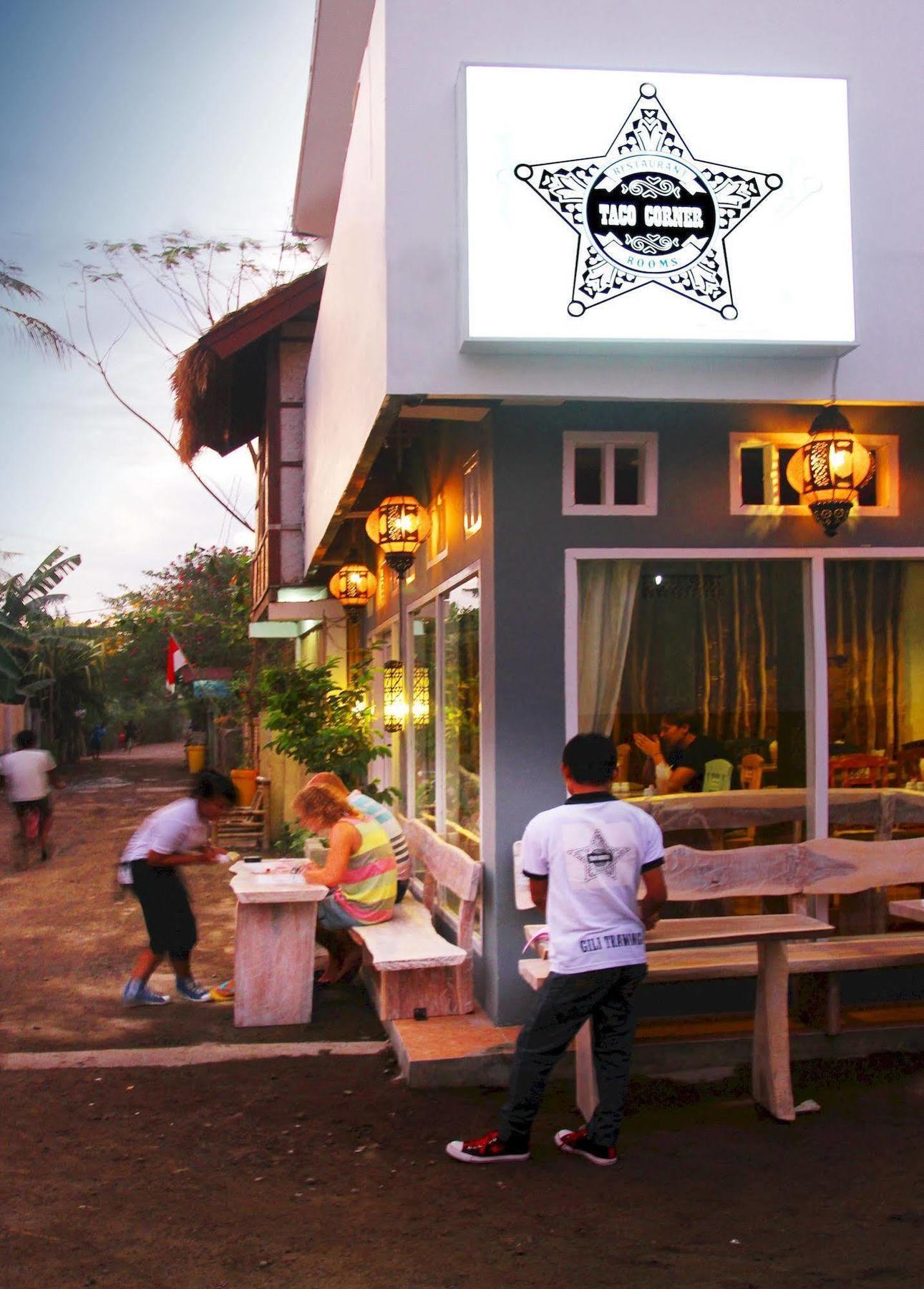 Апартаменти Taco Corner Гілі-Траванган Екстер'єр фото